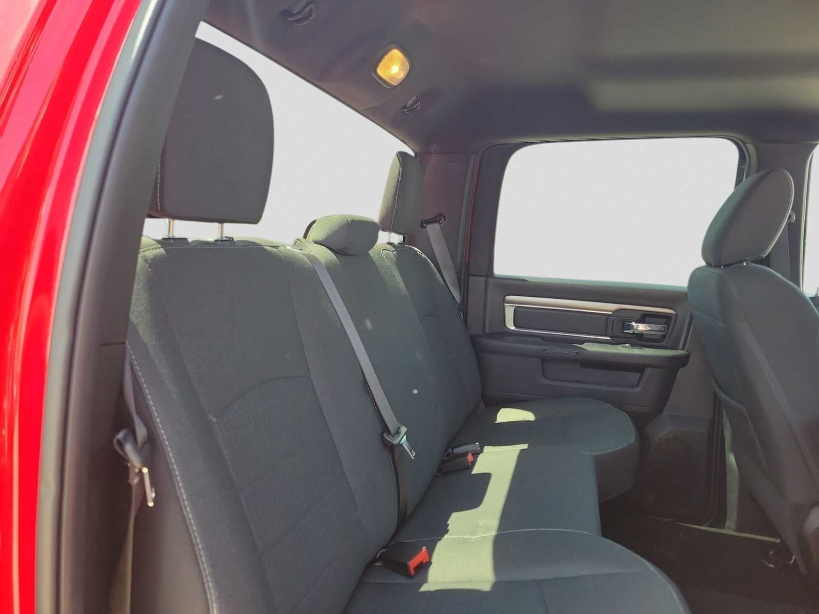 2024 RAM 1500 Classic Warlock Crew Cab 4x2 5'7' Box