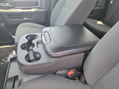 2024 RAM 1500 Classic Warlock Crew Cab 4x2 5'7' Box