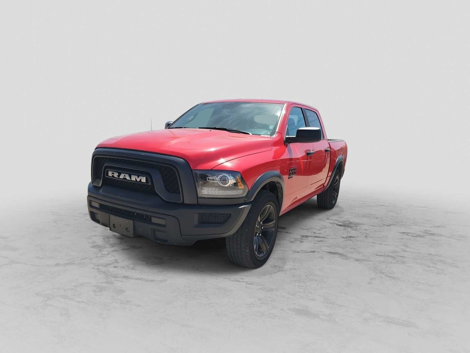 2024 RAM 1500 Classic Warlock Crew Cab 4x2 5'7' Box