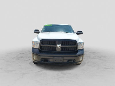 2024 RAM 1500 Classic Tradesman Crew Cab 4x4 5'7' Box