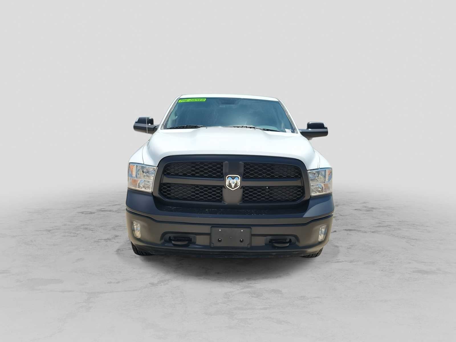 2024 RAM 1500 Classic Tradesman Crew Cab 4x4 5'7' Box