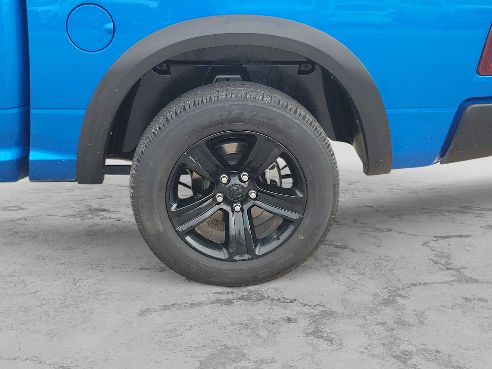 2024 RAM 1500 Classic Warlock Crew Cab 4x4 5'7' Box