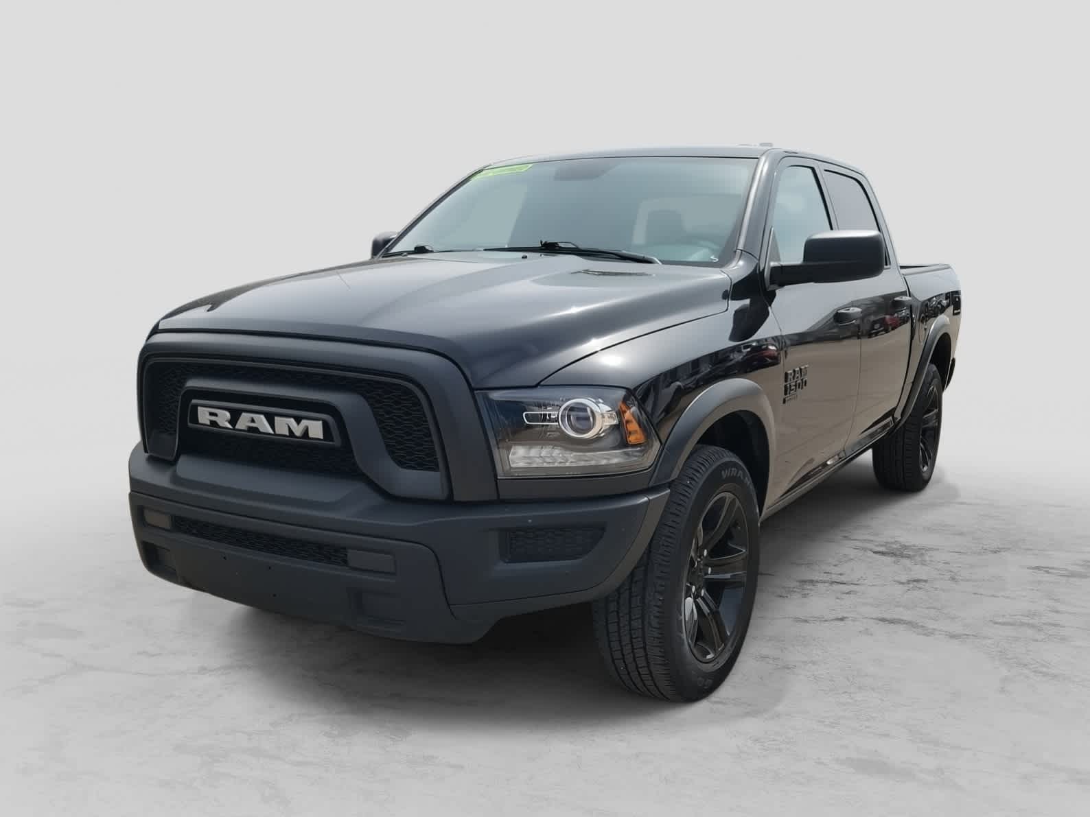 2024 RAM Ram 1500 Classic Warlock Crew Cab 4x4 5'7' Box
