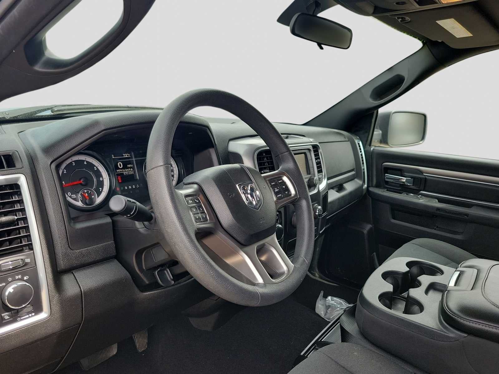 2024 RAM Ram 1500 Classic Warlock Crew Cab 4x4 5'7' Box