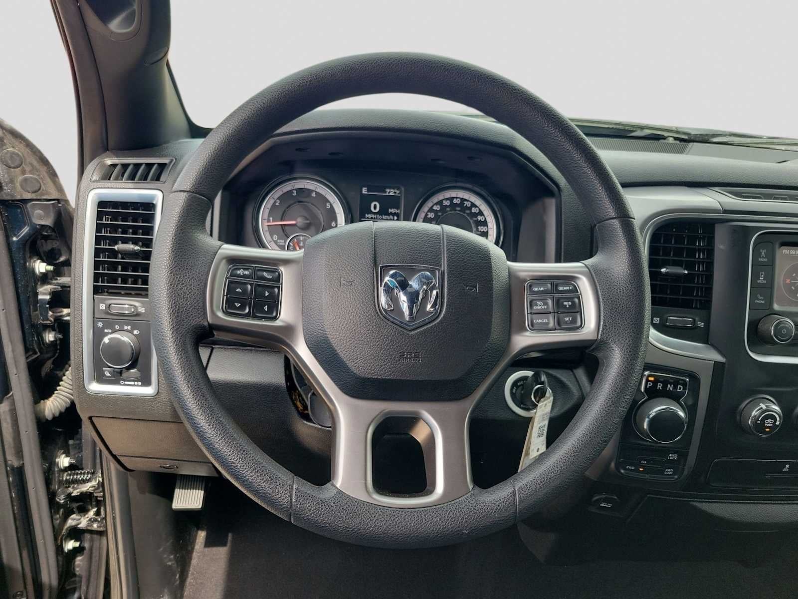 2024 RAM Ram 1500 Classic Warlock Crew Cab 4x4 5'7' Box