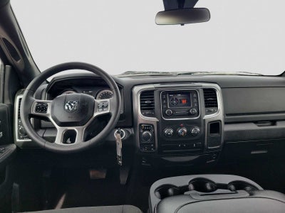 2024 RAM 1500 Classic Warlock Crew Cab 4x4 5'7' Box