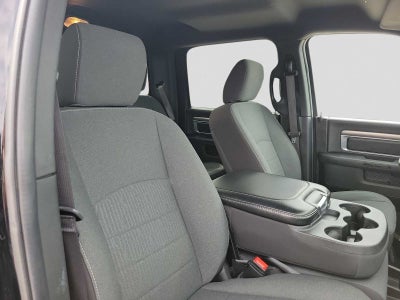 2024 RAM 1500 Classic Warlock Crew Cab 4x4 5'7' Box