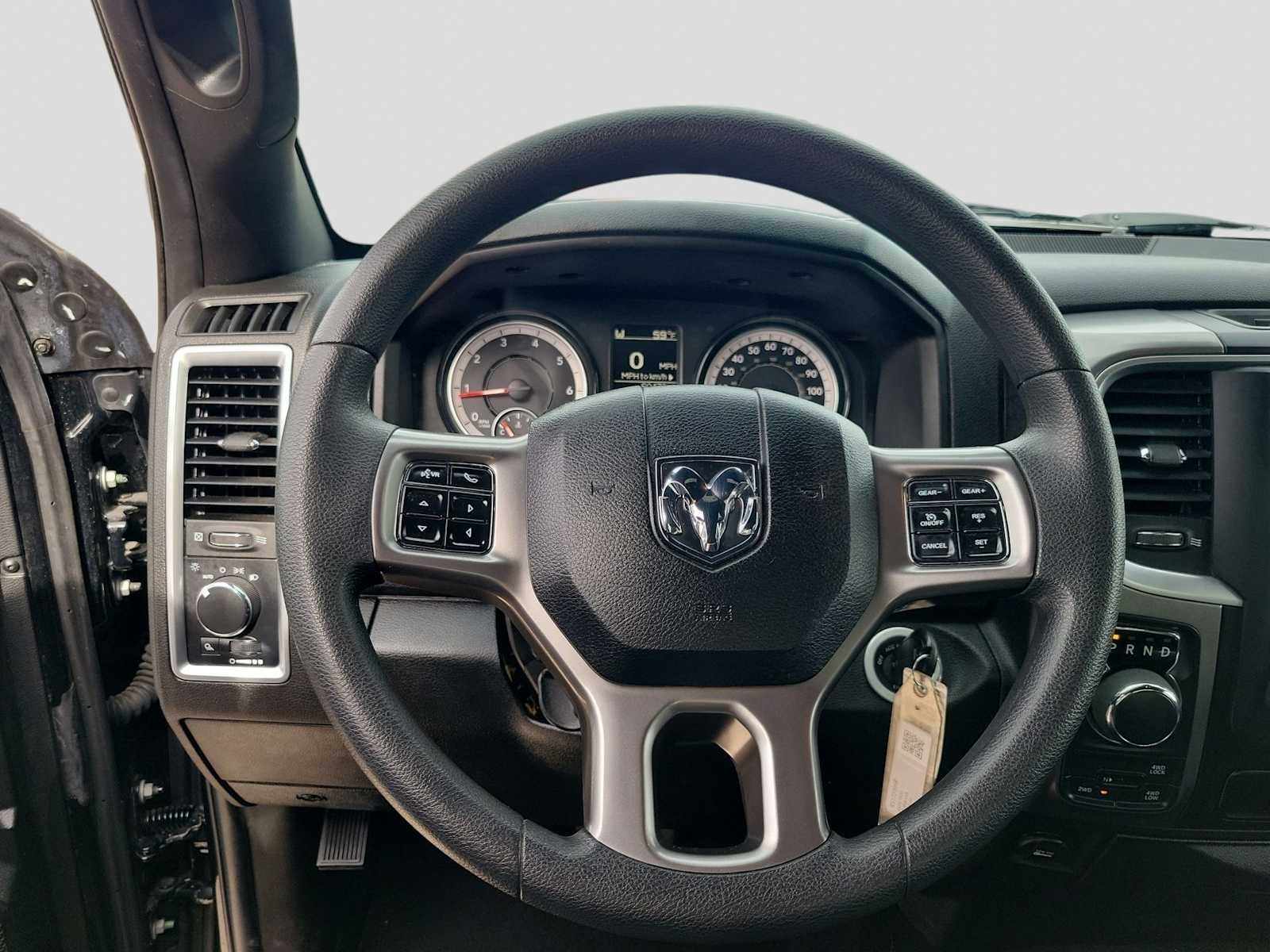 2024 RAM 1500 Classic Warlock Crew Cab 4x4 5'7' Box