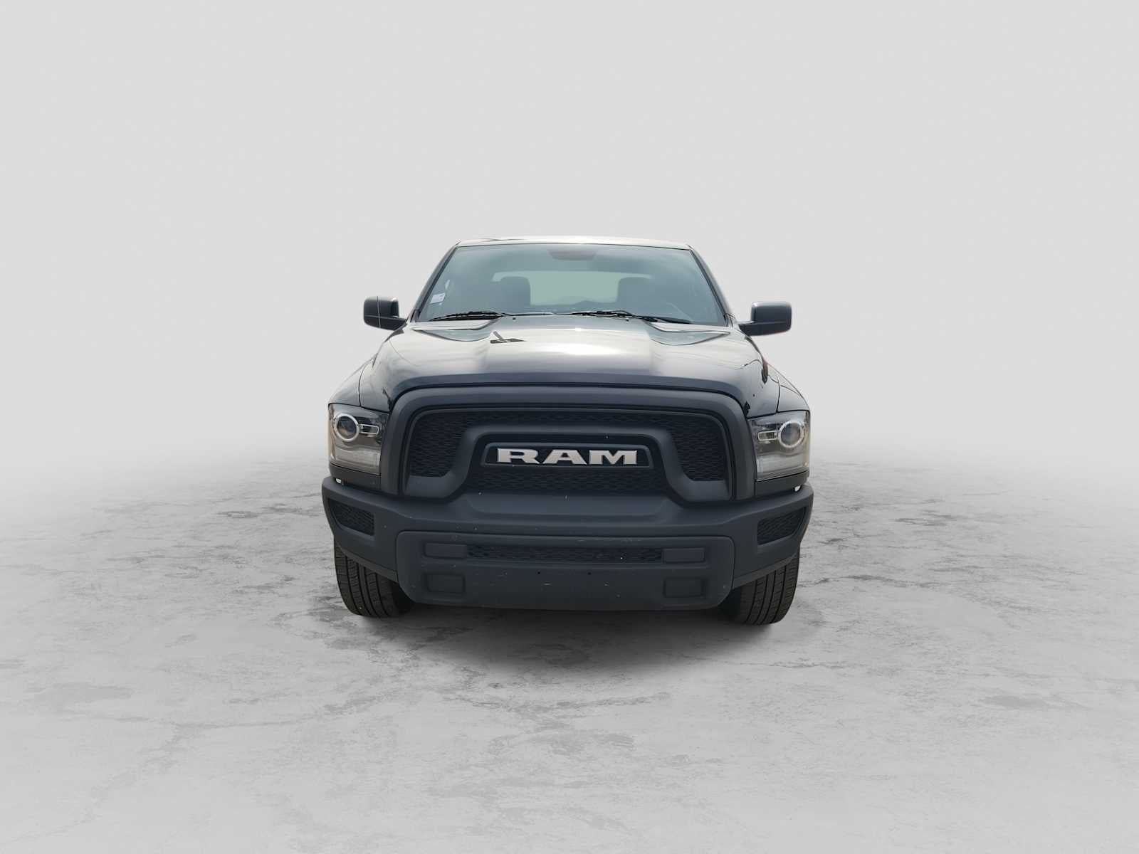 2024 RAM 1500 Classic Warlock Crew Cab 4x4 5'7' Box