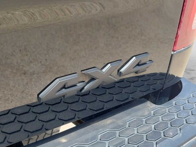 2024 RAM 1500 Classic Warlock Crew Cab 4x4 5'7' Box