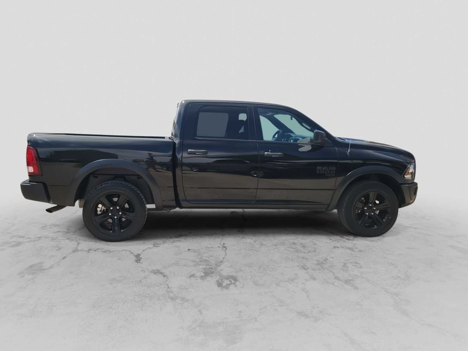 2024 RAM 1500 Classic Warlock Crew Cab 4x4 5'7' Box
