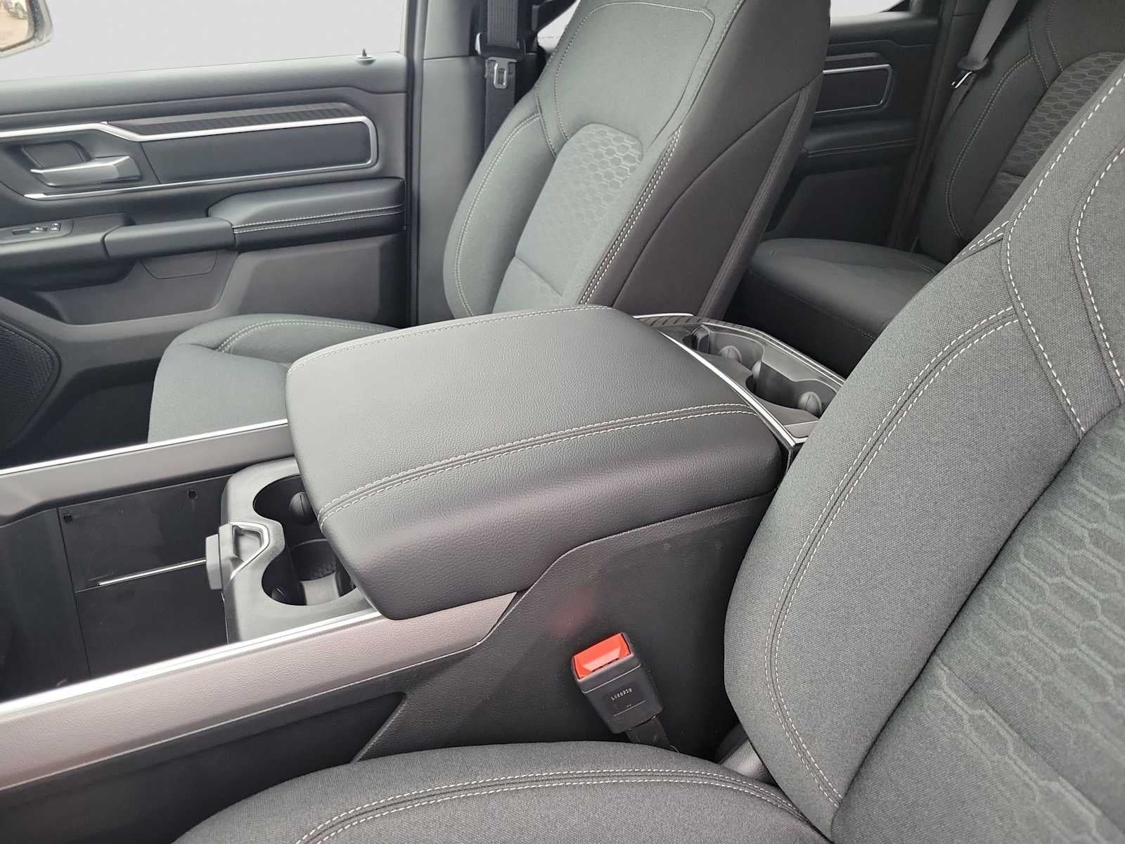 2026 RAM Ram 1500 RAM 1500 LONE STAR CREW CAB 4X2 5'7' BOX