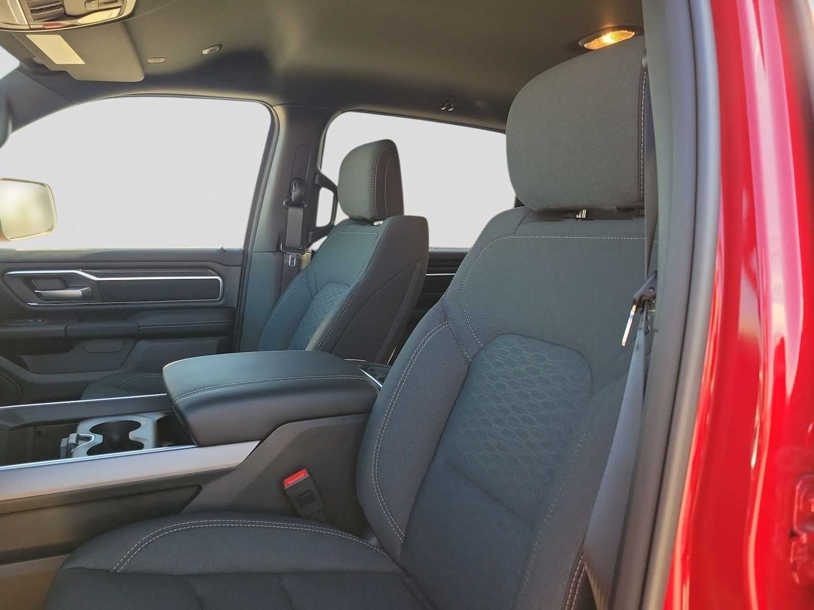 2026 RAM 1500 RAM 1500 LONE STAR CREW CAB 4X2 5'7' BOX