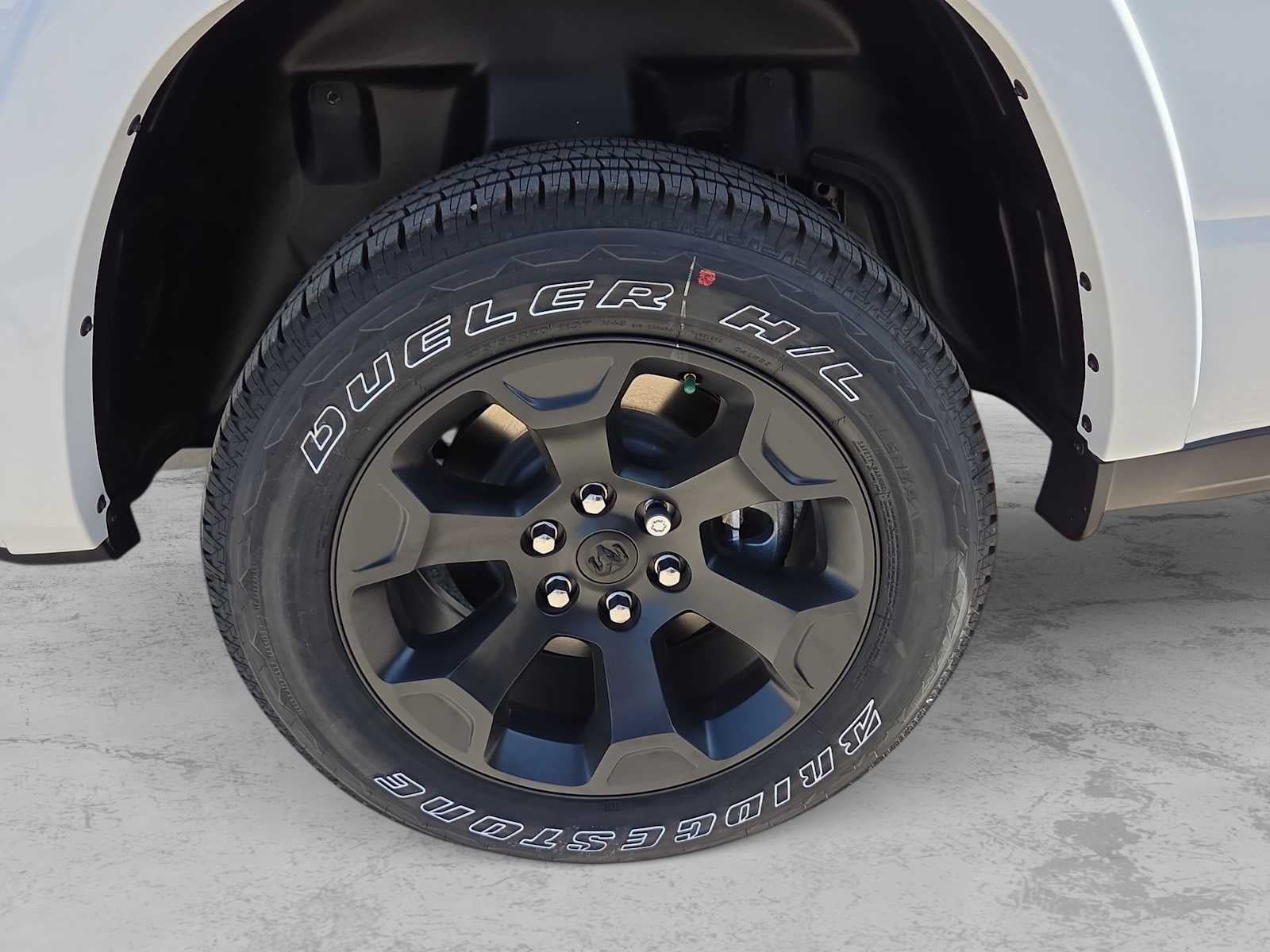 2026 RAM 1500 RAM 1500 LONE STAR CREW CAB 4X2 5'7' BOX