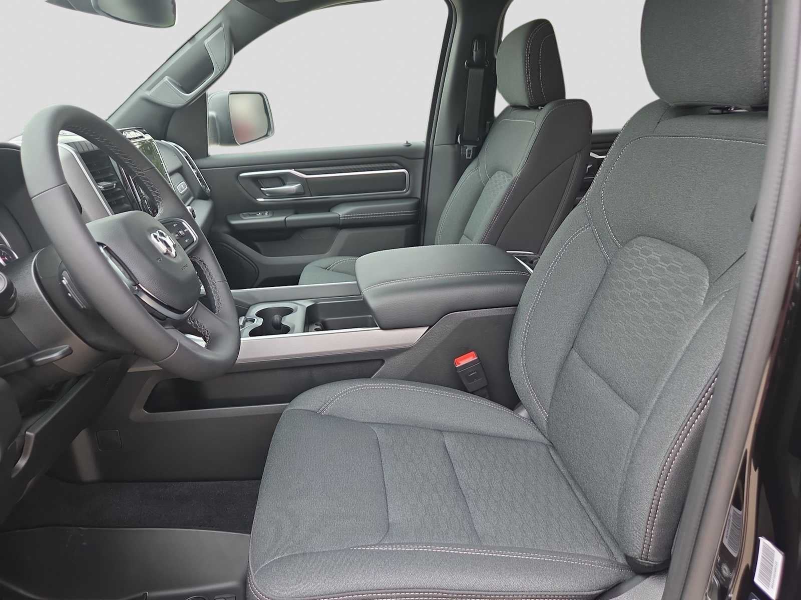2026 RAM 1500 RAM 1500 LONE STAR CREW CAB 4X2 5'7' BOX