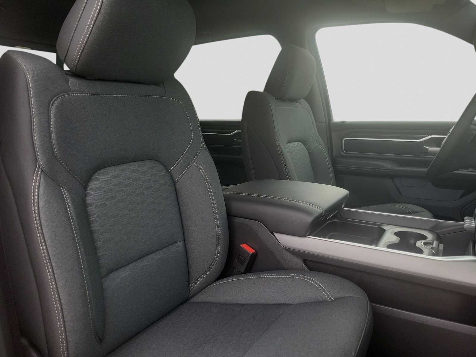 2026 RAM 1500 RAM 1500 LONE STAR CREW CAB 4X2 5'7' BOX
