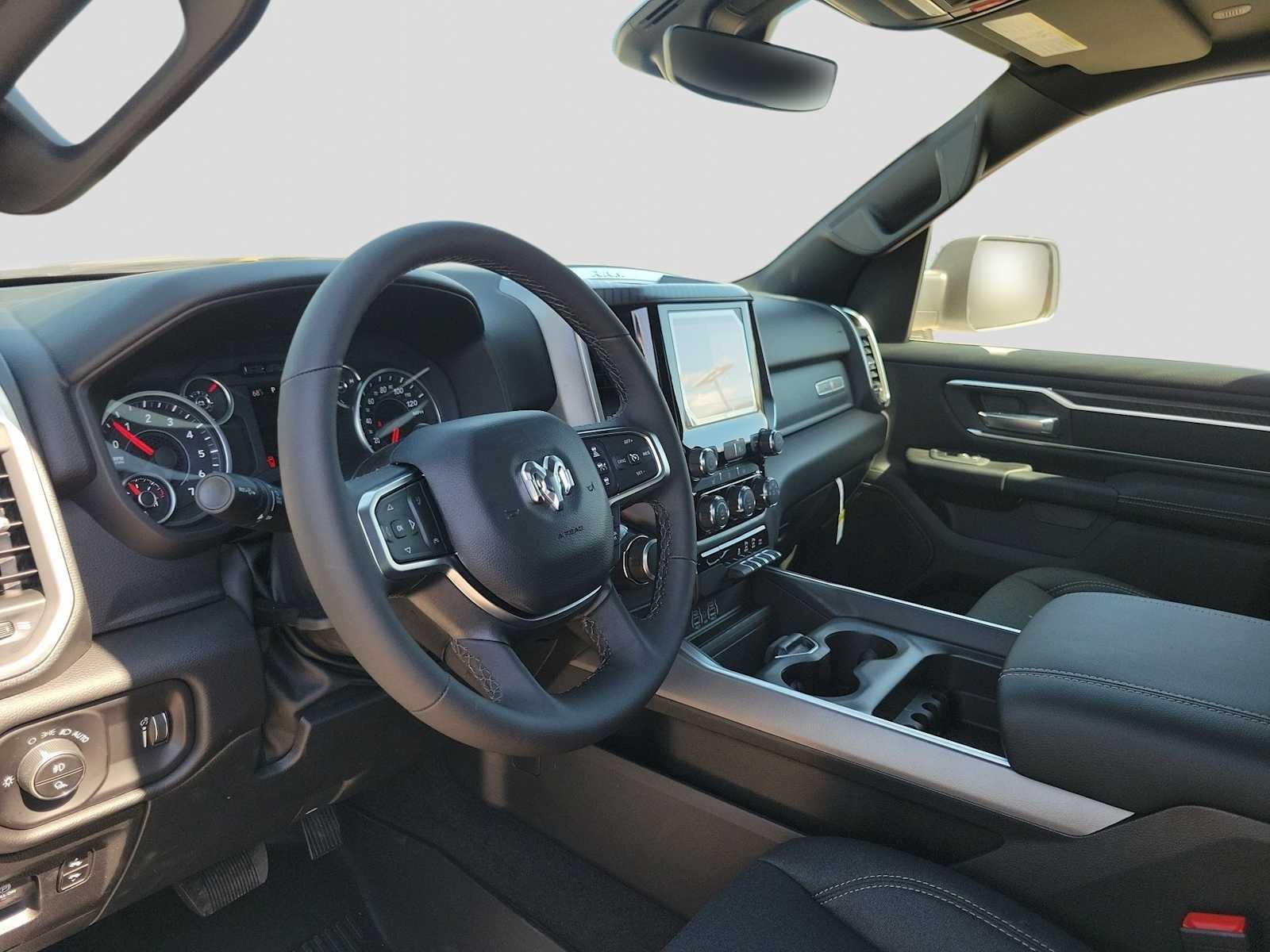 2026 RAM 1500 RAM 1500 LONE STAR CREW CAB 4X2 5'7' BOX