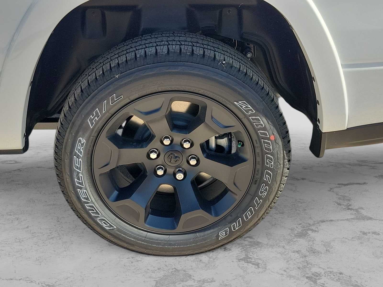 2026 RAM 1500 RAM 1500 LONE STAR CREW CAB 4X2 5'7' BOX