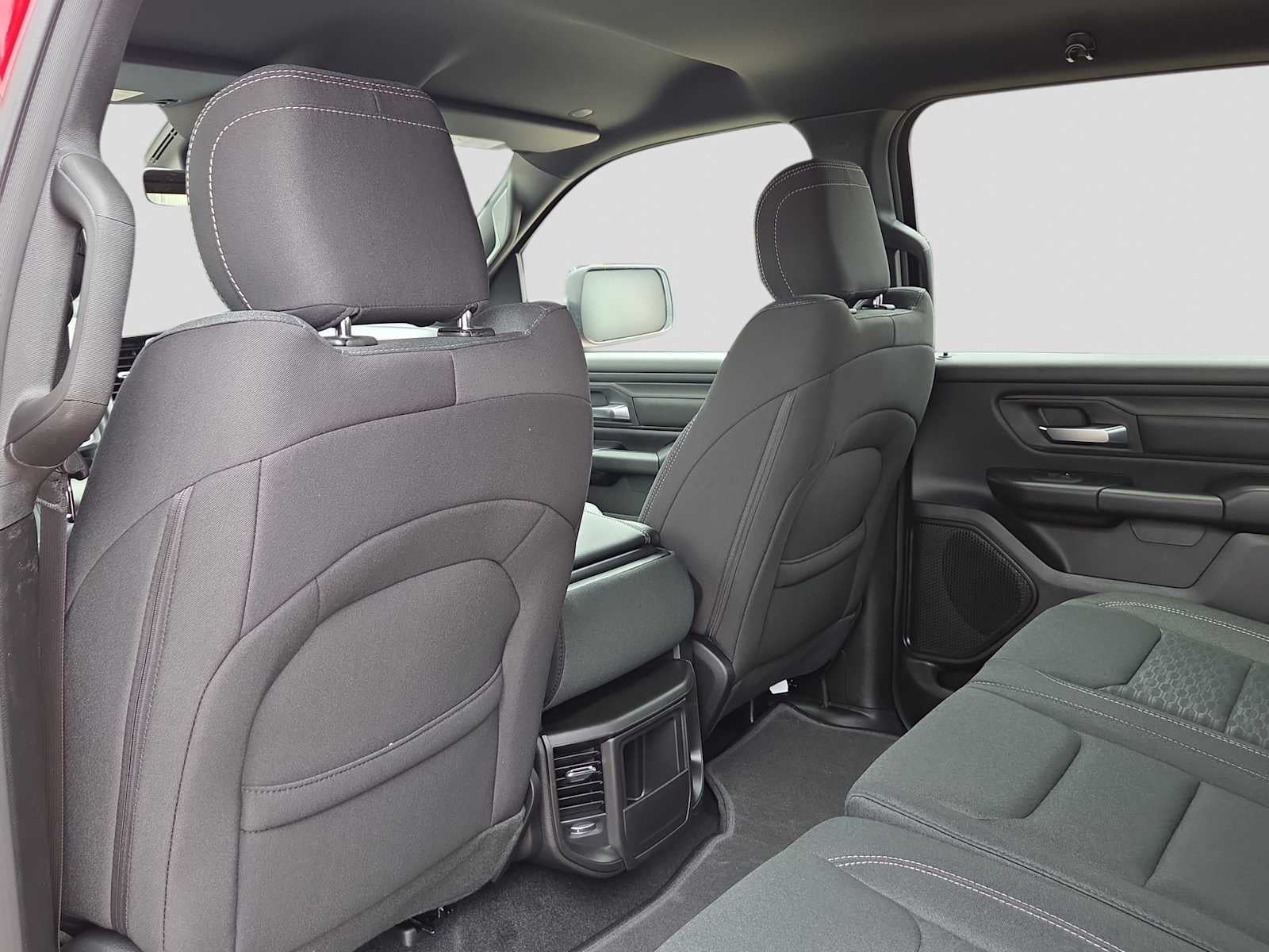 2026 RAM 1500 RAM 1500 EXPRESS CREW CAB 4X2 5'7' BOX