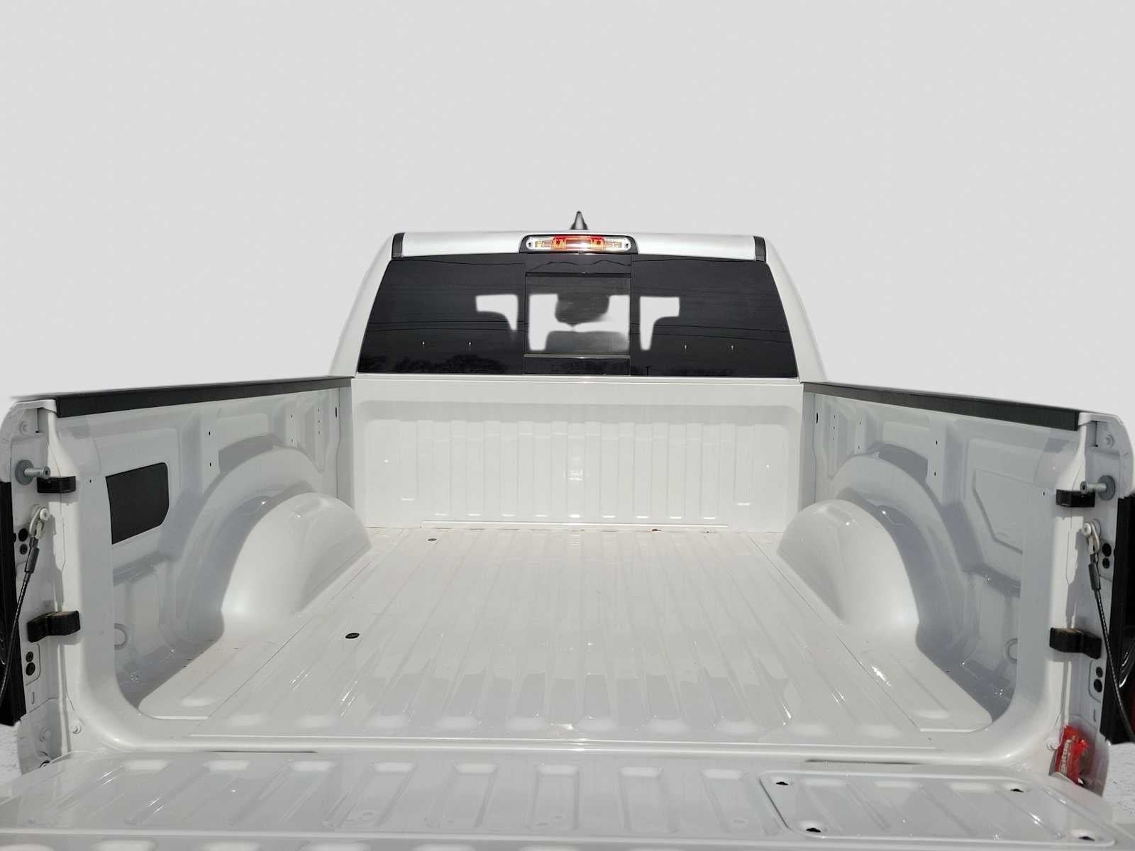 2026 RAM Ram 1500 RAM 1500 LARAMIE CREW CAB 4X2 5'7' BOX