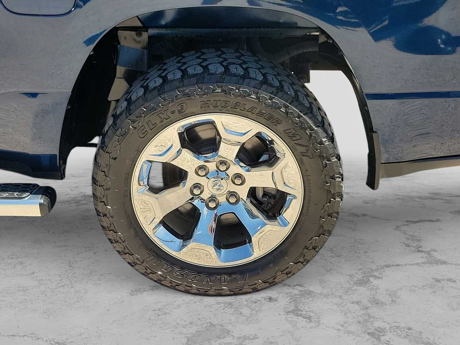 2022 RAM 1500 Big Horn Crew Cab 4x4 5'7' Box