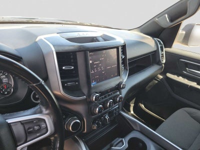 2022 RAM 1500 Big Horn Crew Cab 4x4 5'7' Box