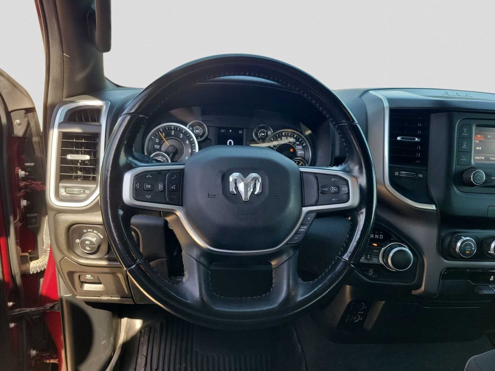 2022 RAM 1500 Big Horn Crew Cab 4x4 5'7' Box