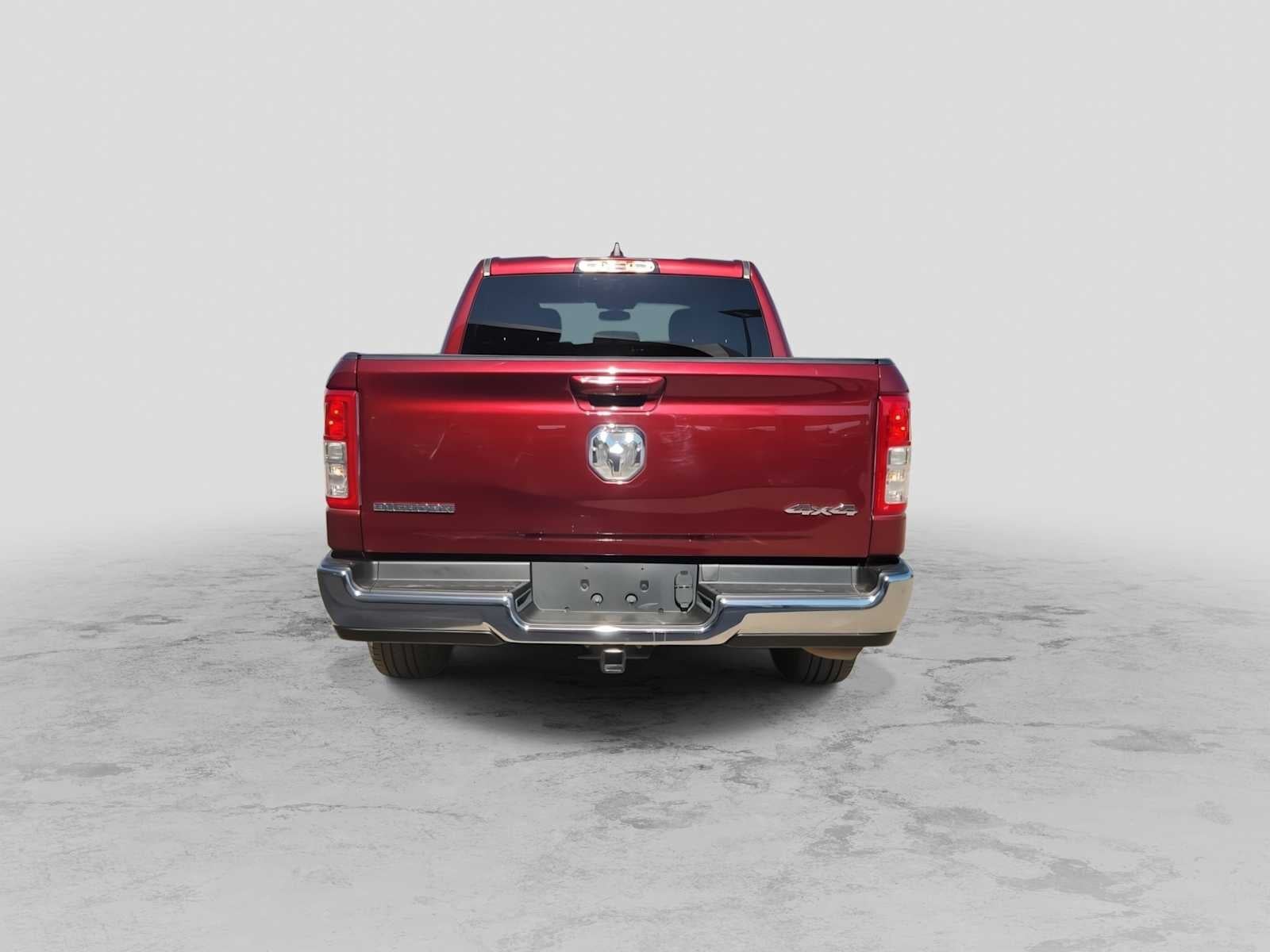 2022 RAM 1500 Big Horn Crew Cab 4x4 5'7' Box
