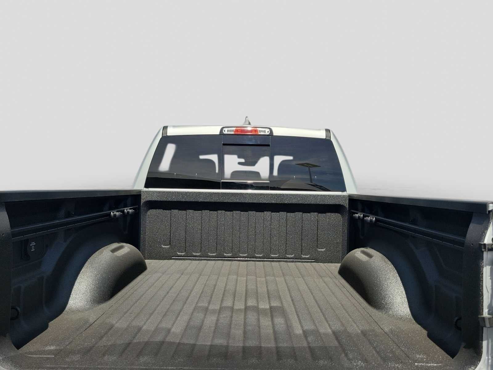 2026 RAM 1500 RAM 1500 LONE STAR CREW CAB 4X4 5'7' BOX