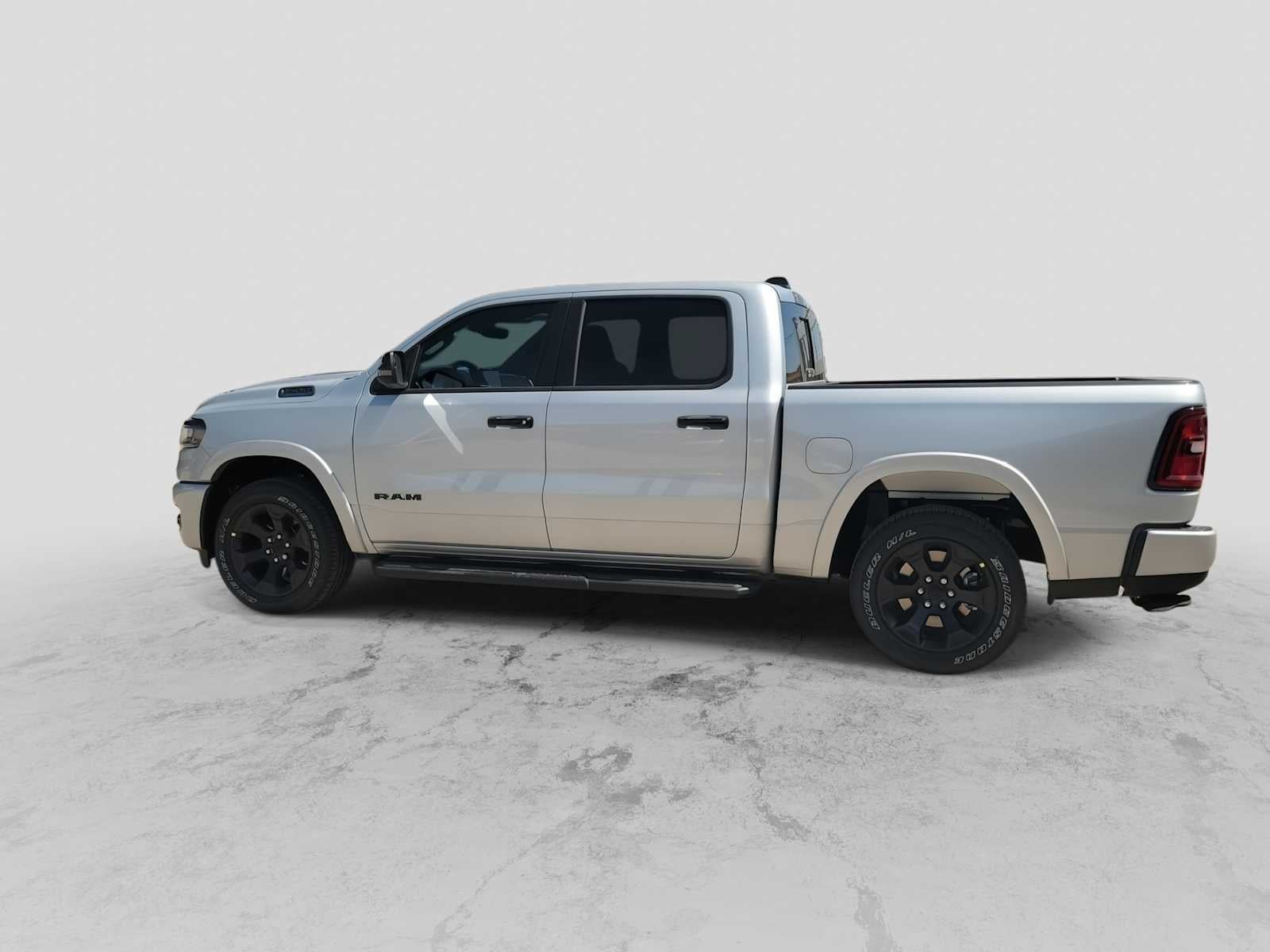 2026 RAM 1500 RAM 1500 LONE STAR CREW CAB 4X4 5'7' BOX