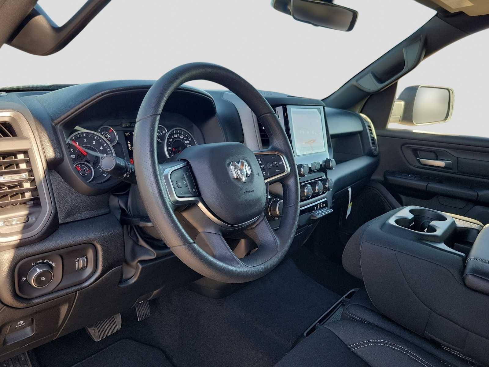 2026 RAM 1500 RAM 1500 TRADESMAN QUAD CAB 4X2 6'4' BOX