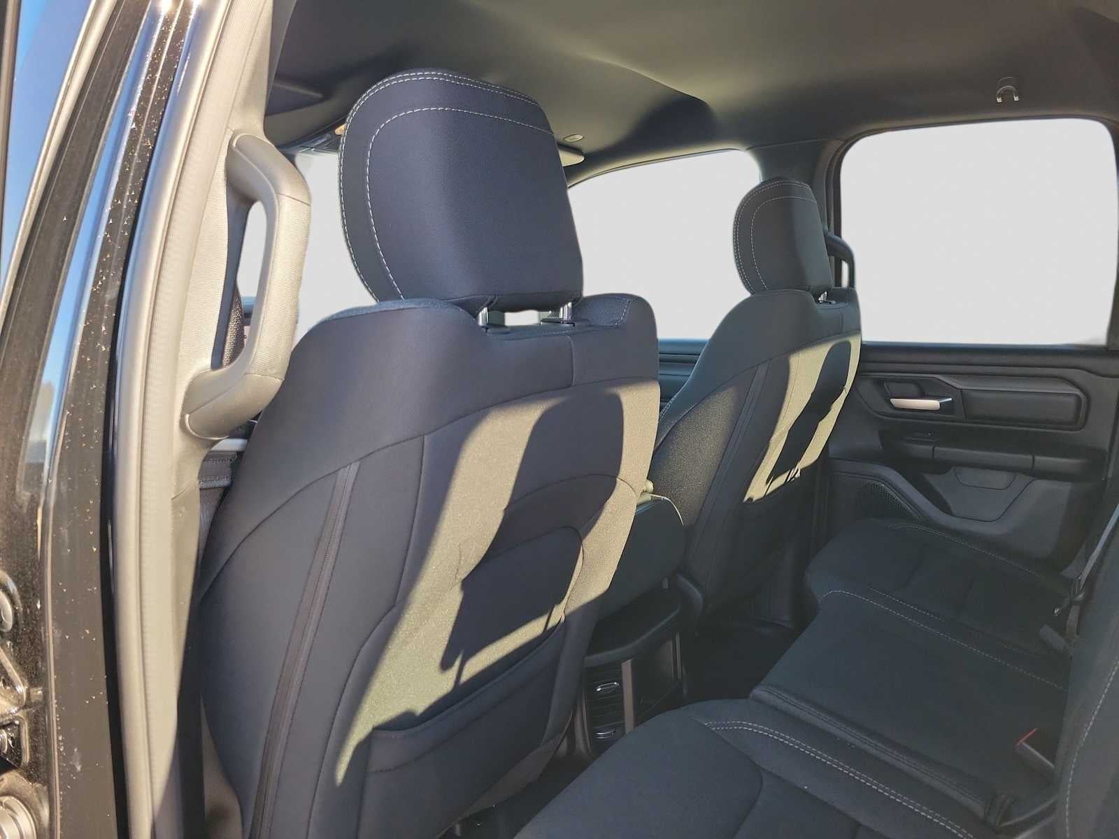 2026 RAM 1500 RAM 1500 TRADESMAN QUAD CAB 4X2 6'4' BOX