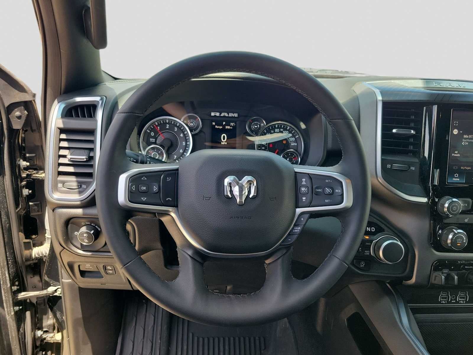 2025 RAM 1500 Lone Star Quad Cab 4x4 6'4' Box