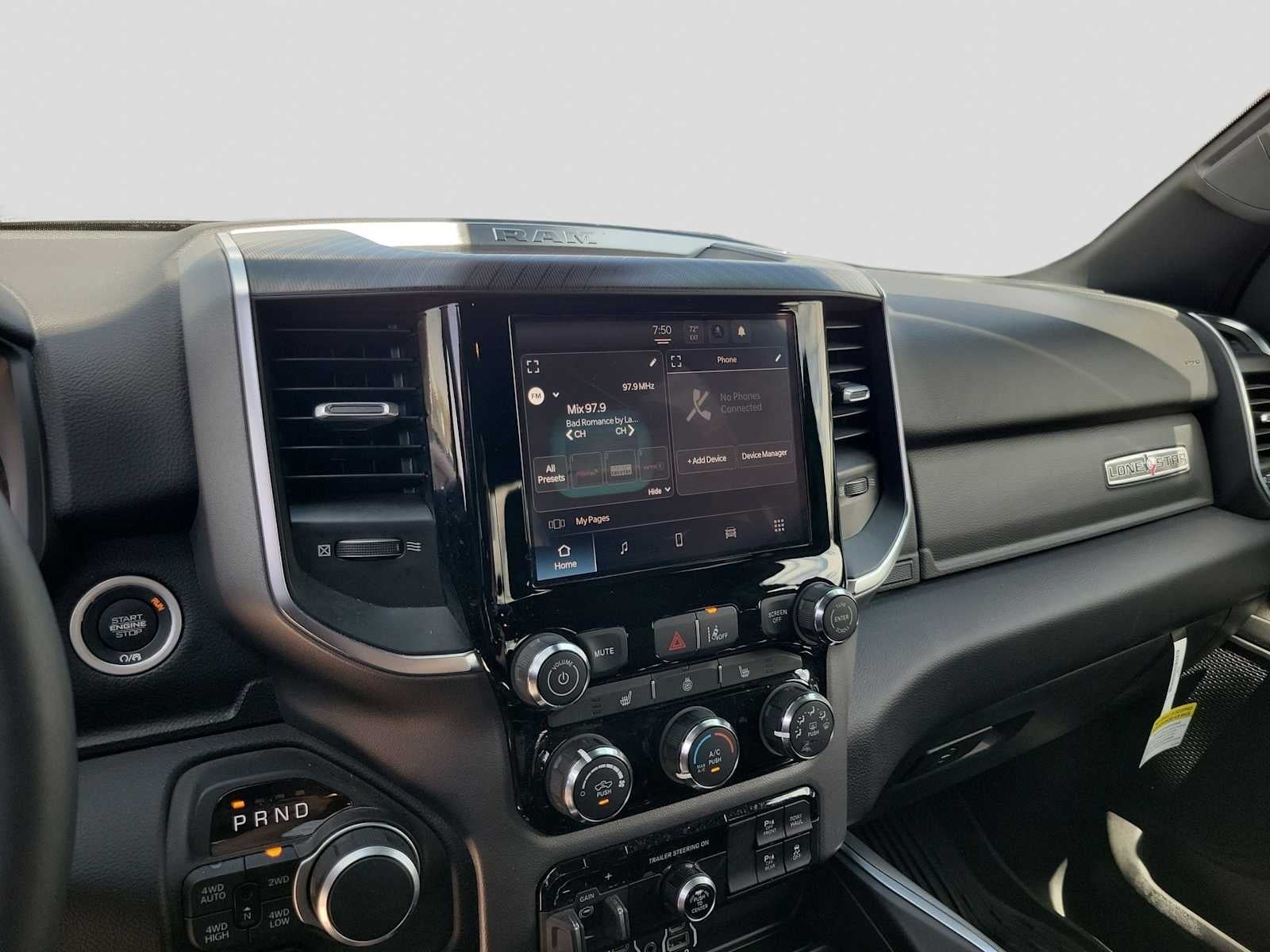 2025 RAM 1500 Lone Star Quad Cab 4x4 6'4' Box