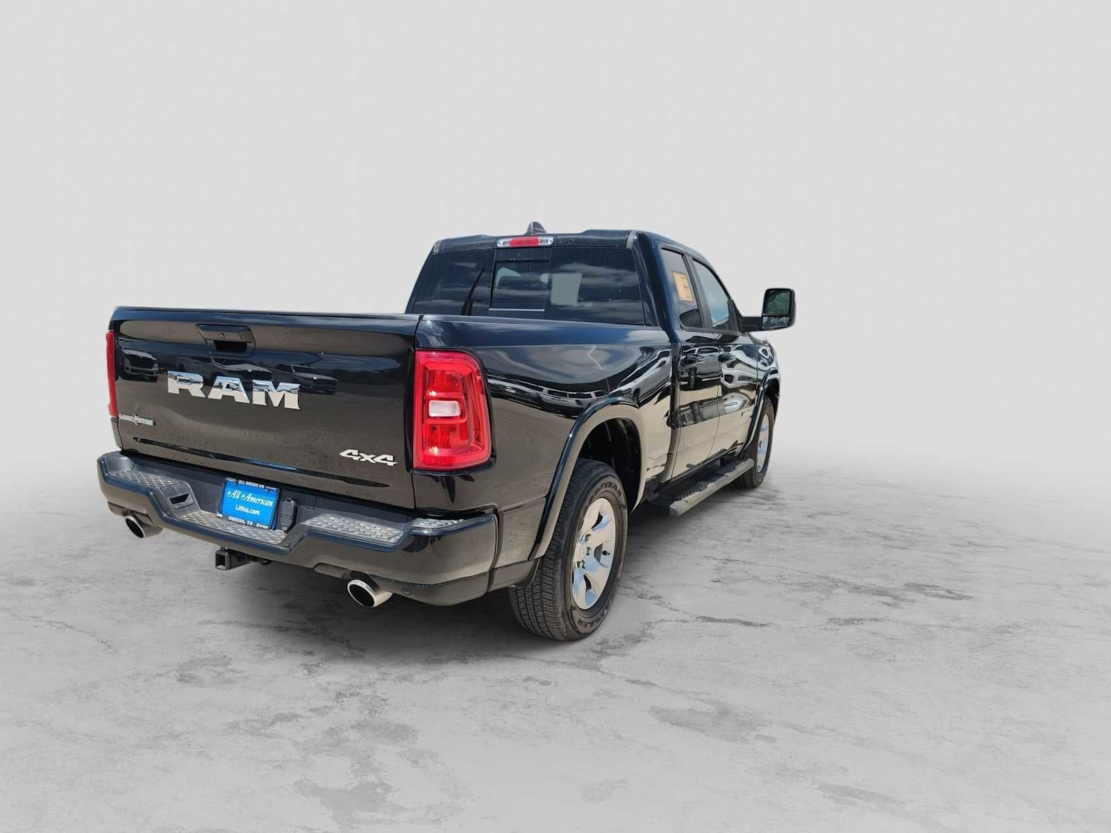2025 RAM 1500 Lone Star Quad Cab 4x4 6'4' Box