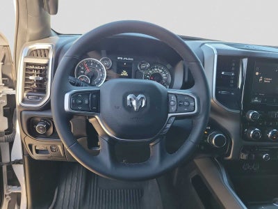 2025 RAM 1500 Lone Star Crew Cab 4x4 5'7' Box