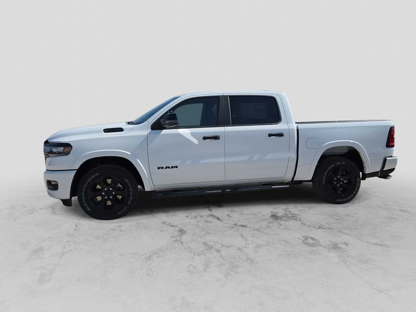 2026 RAM 1500 RAM 1500 LONE STAR CREW CAB 4X4 5'7' BOX