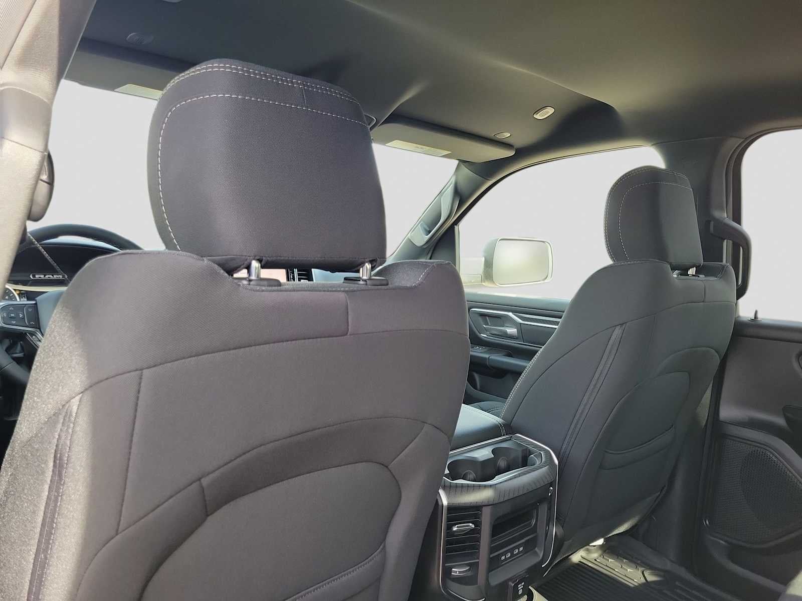 2026 RAM 1500 RAM 1500 LONE STAR CREW CAB 4X4 5'7' BOX