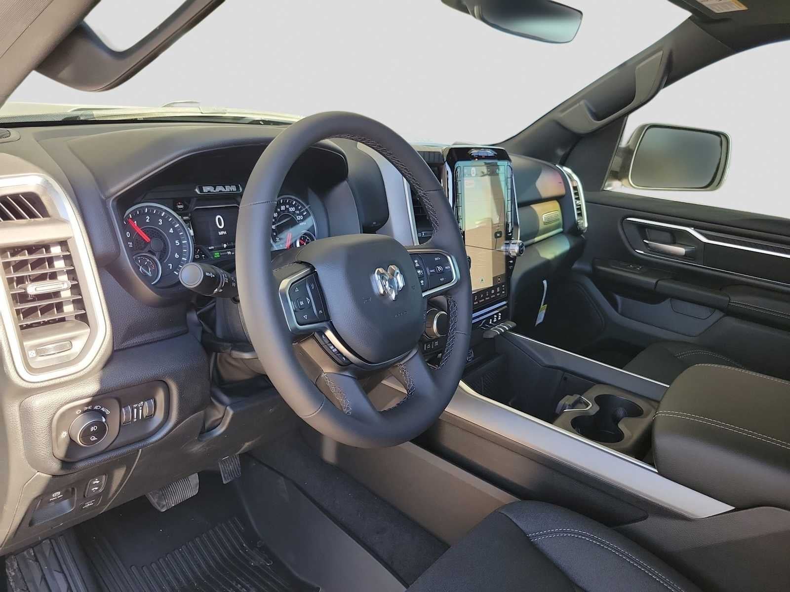 2026 RAM 1500 RAM 1500 BIG HORN CREW CAB 4X4 5'7' BOX