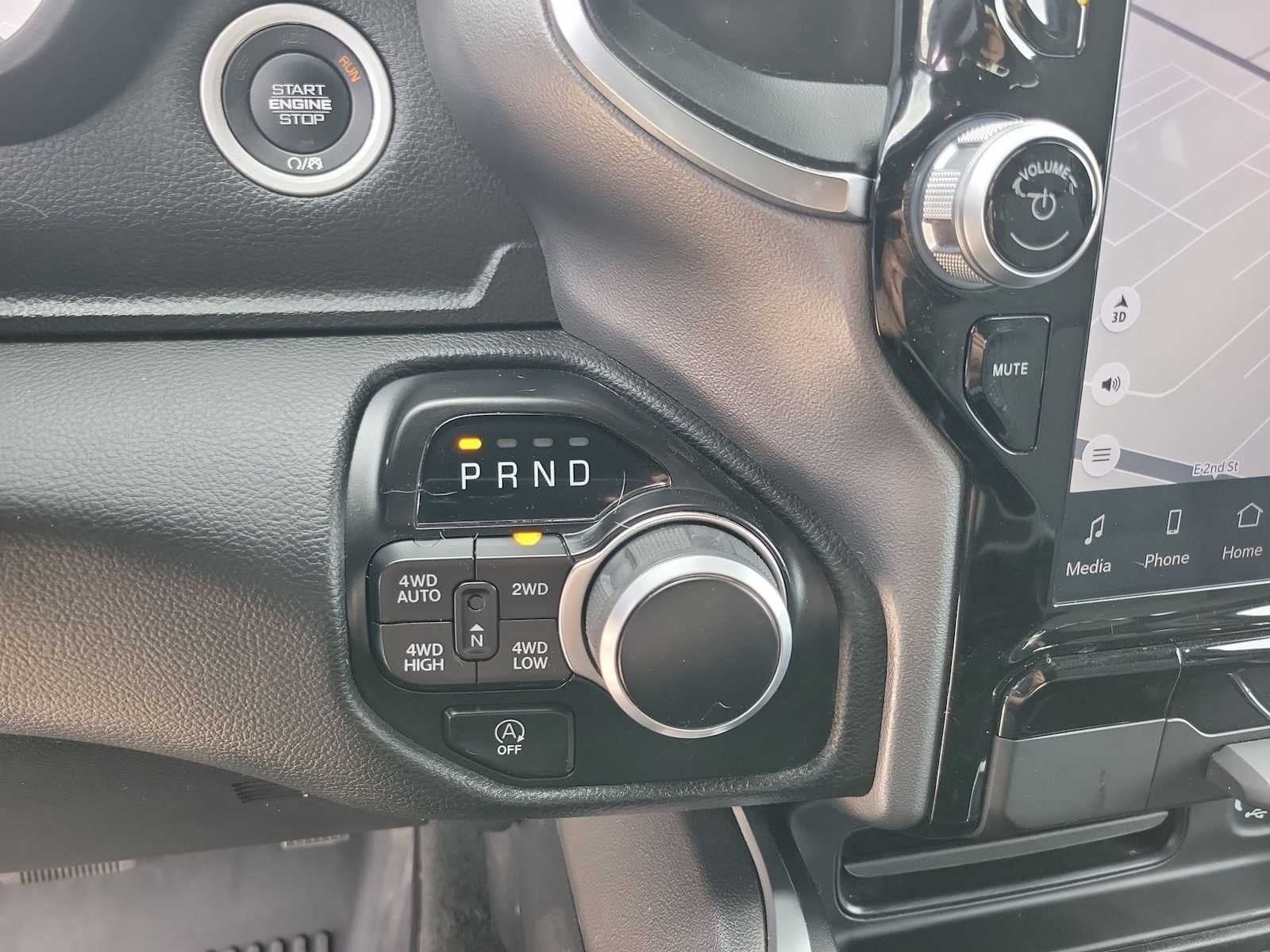2024 RAM 1500 Lone Star Crew Cab 4x4 5'7' Box