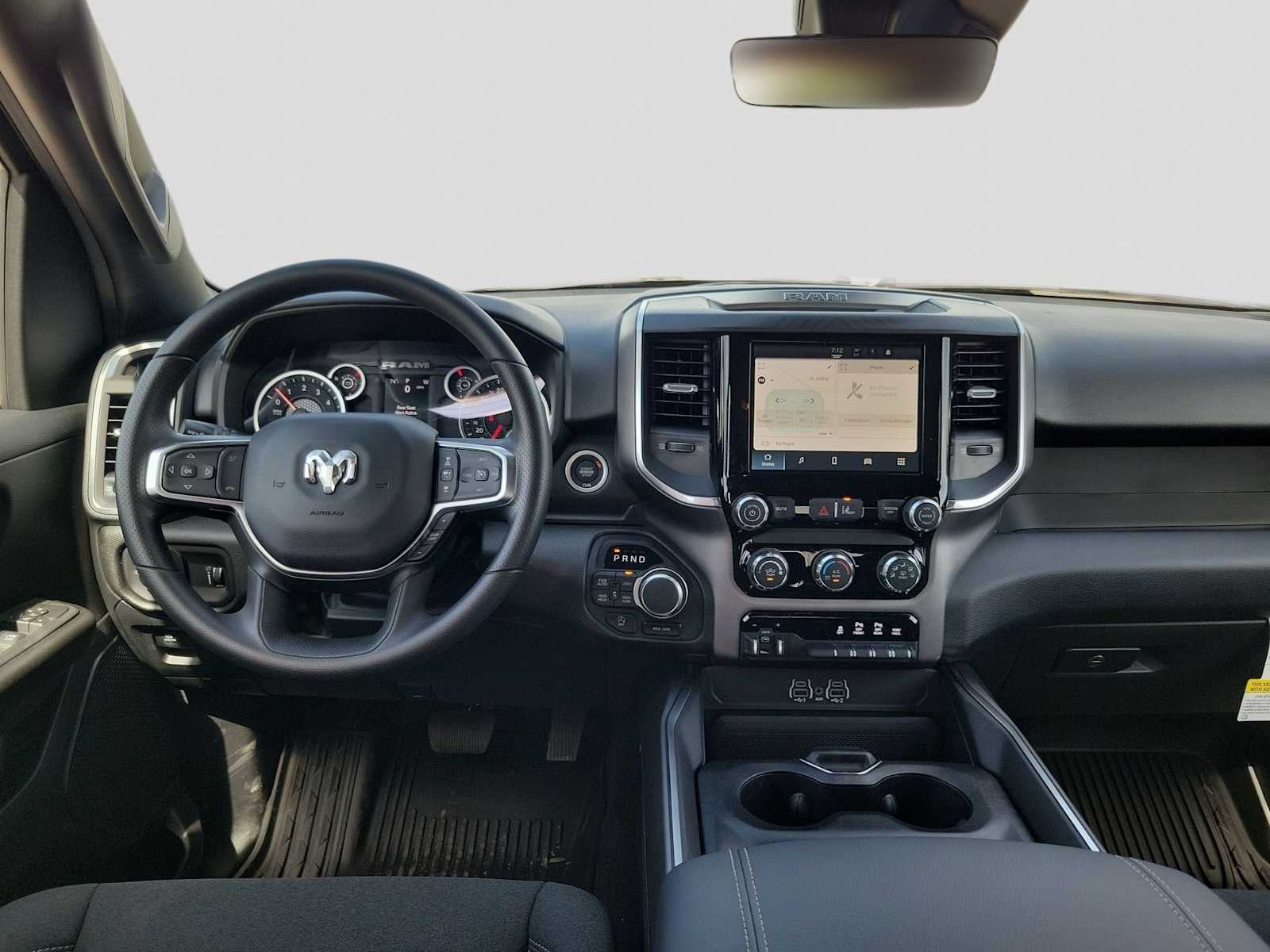 2026 RAM 1500 RAM 1500 BIG HORN CREW CAB 4X4 5'7' BOX
