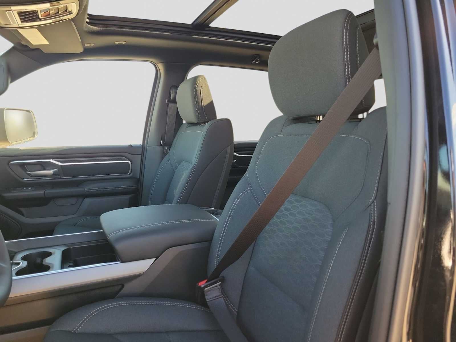 2026 RAM 1500 RAM 1500 LONE STAR CREW CAB 4X4 5'7' BOX