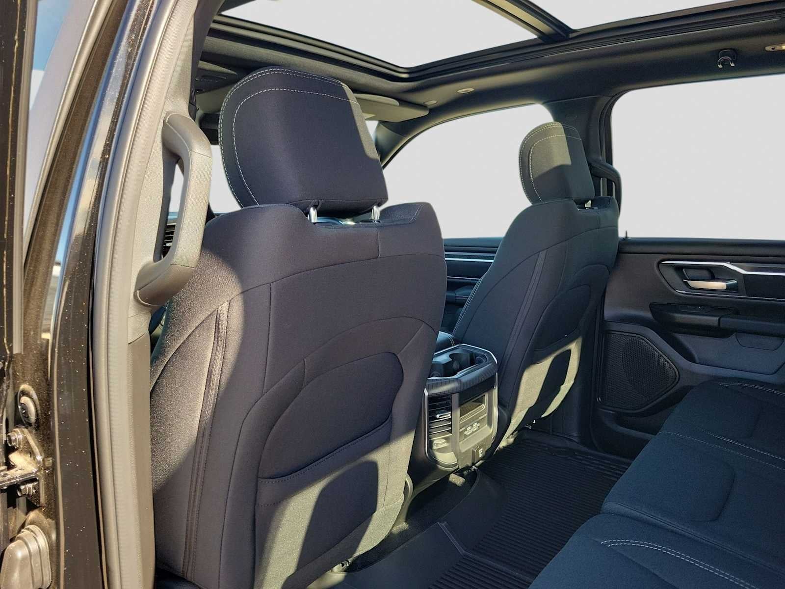 2026 RAM 1500 RAM 1500 LONE STAR CREW CAB 4X4 5'7' BOX