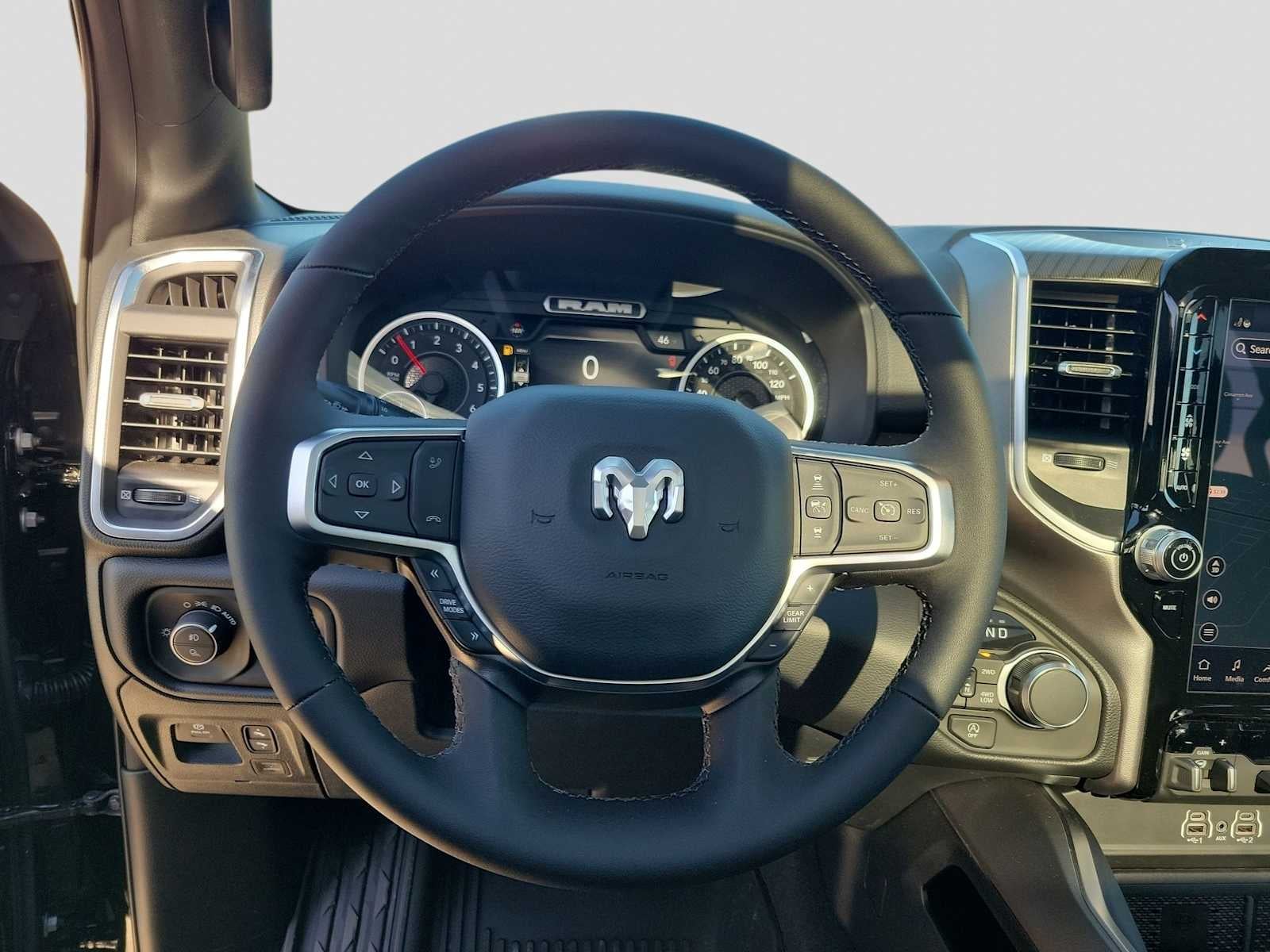 2026 RAM 1500 RAM 1500 LONE STAR CREW CAB 4X4 5'7' BOX