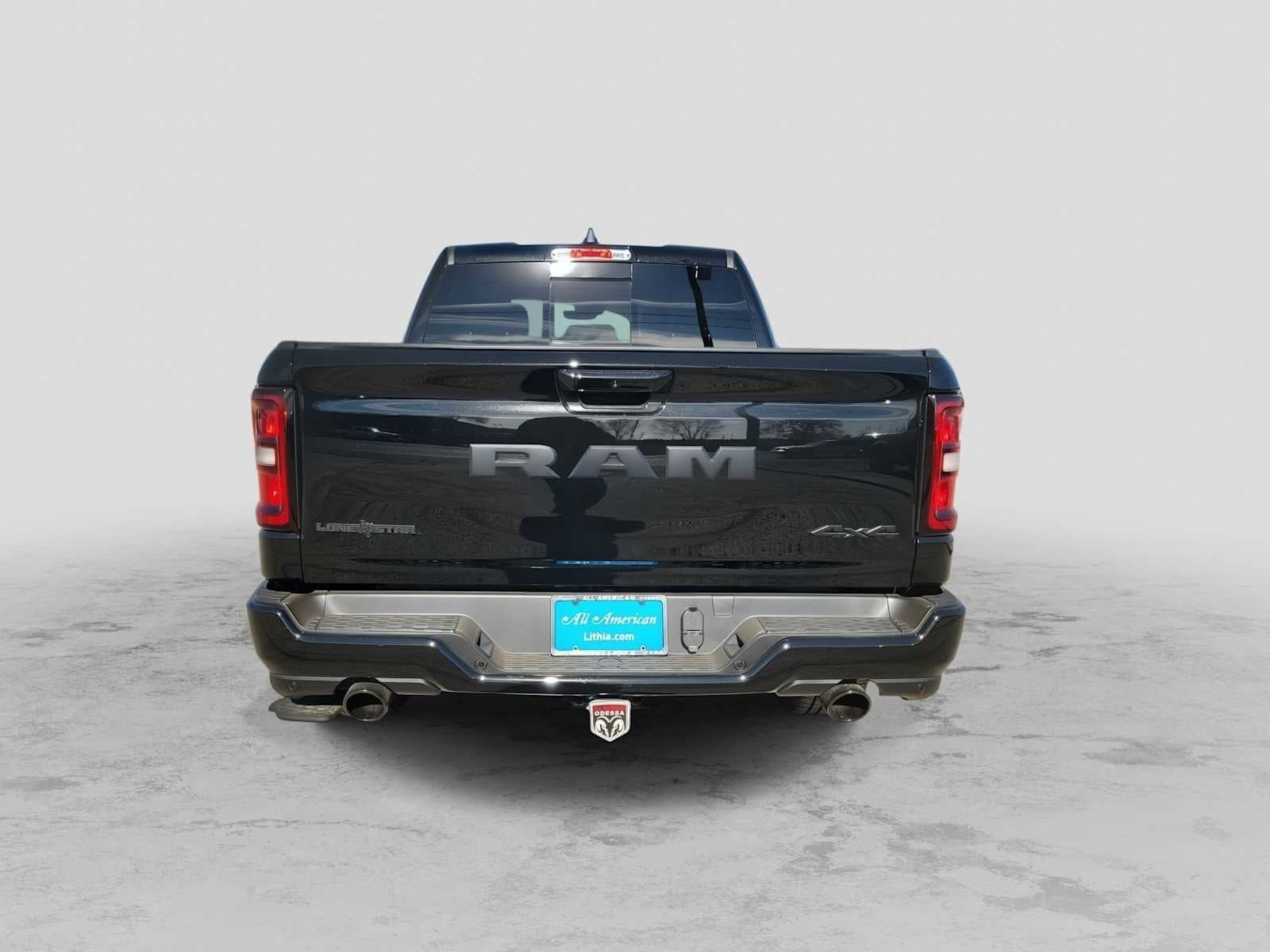 2026 RAM 1500 RAM 1500 LONE STAR CREW CAB 4X4 5'7' BOX