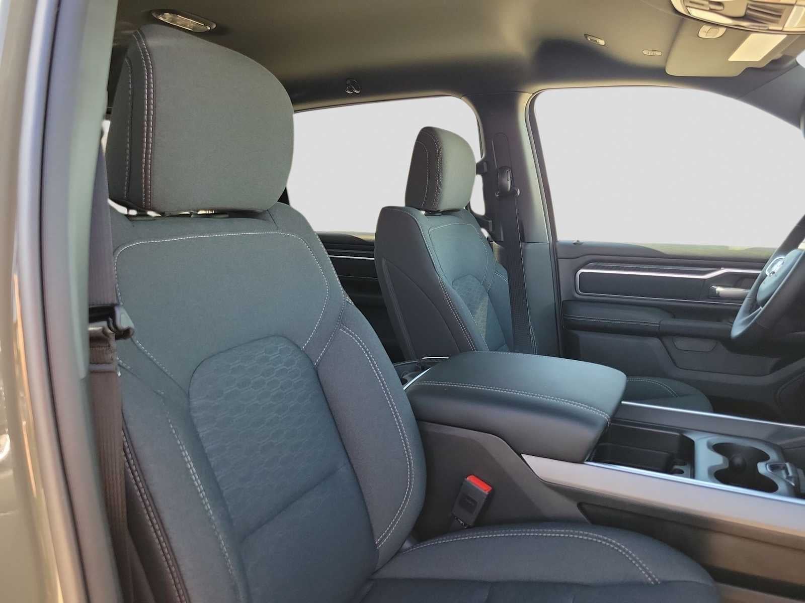 2026 RAM 1500 RAM 1500 LONE STAR CREW CAB 4X4 5'7' BOX