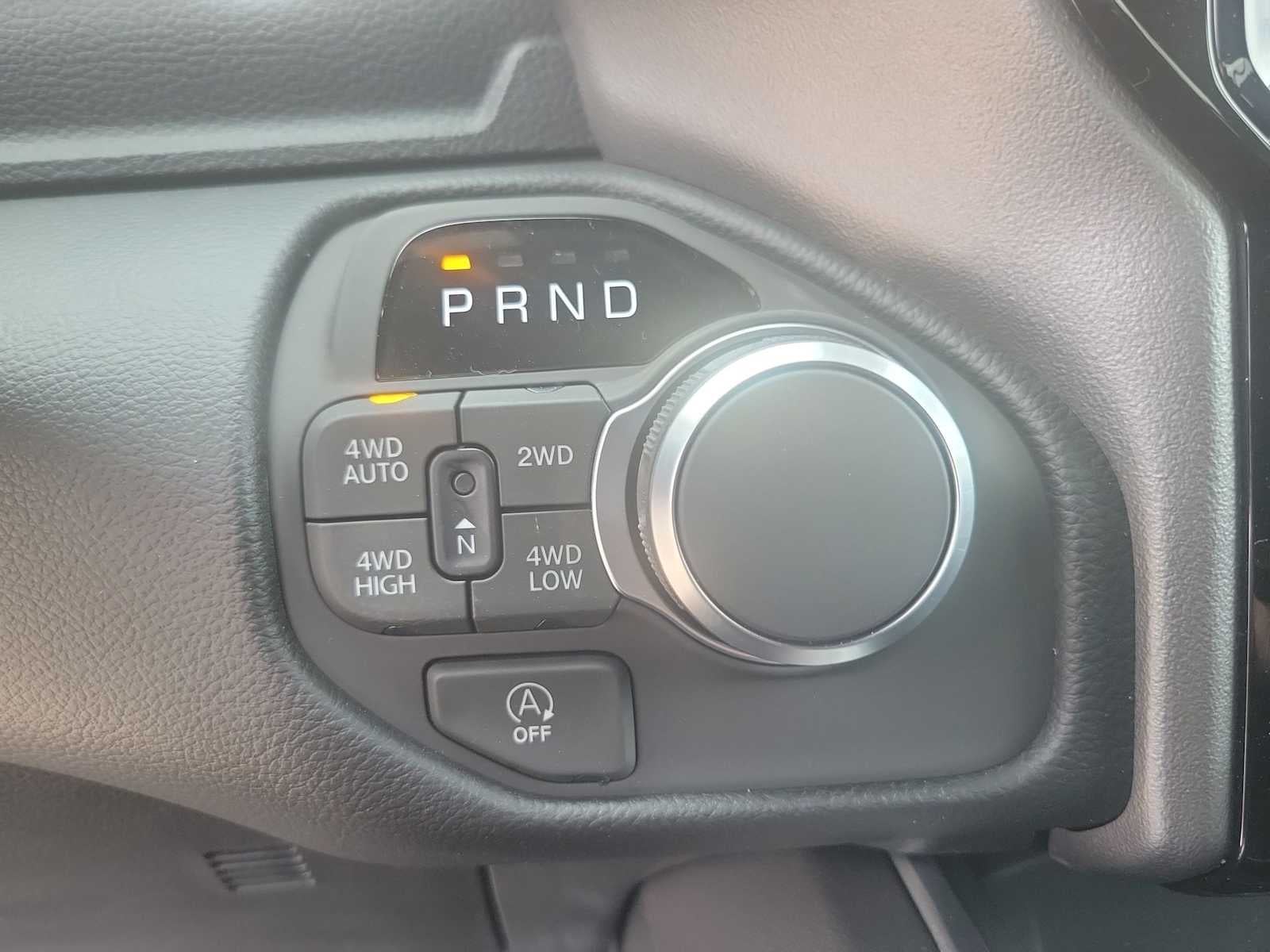 2026 RAM 1500 RAM 1500 LONE STAR CREW CAB 4X4 5'7' BOX