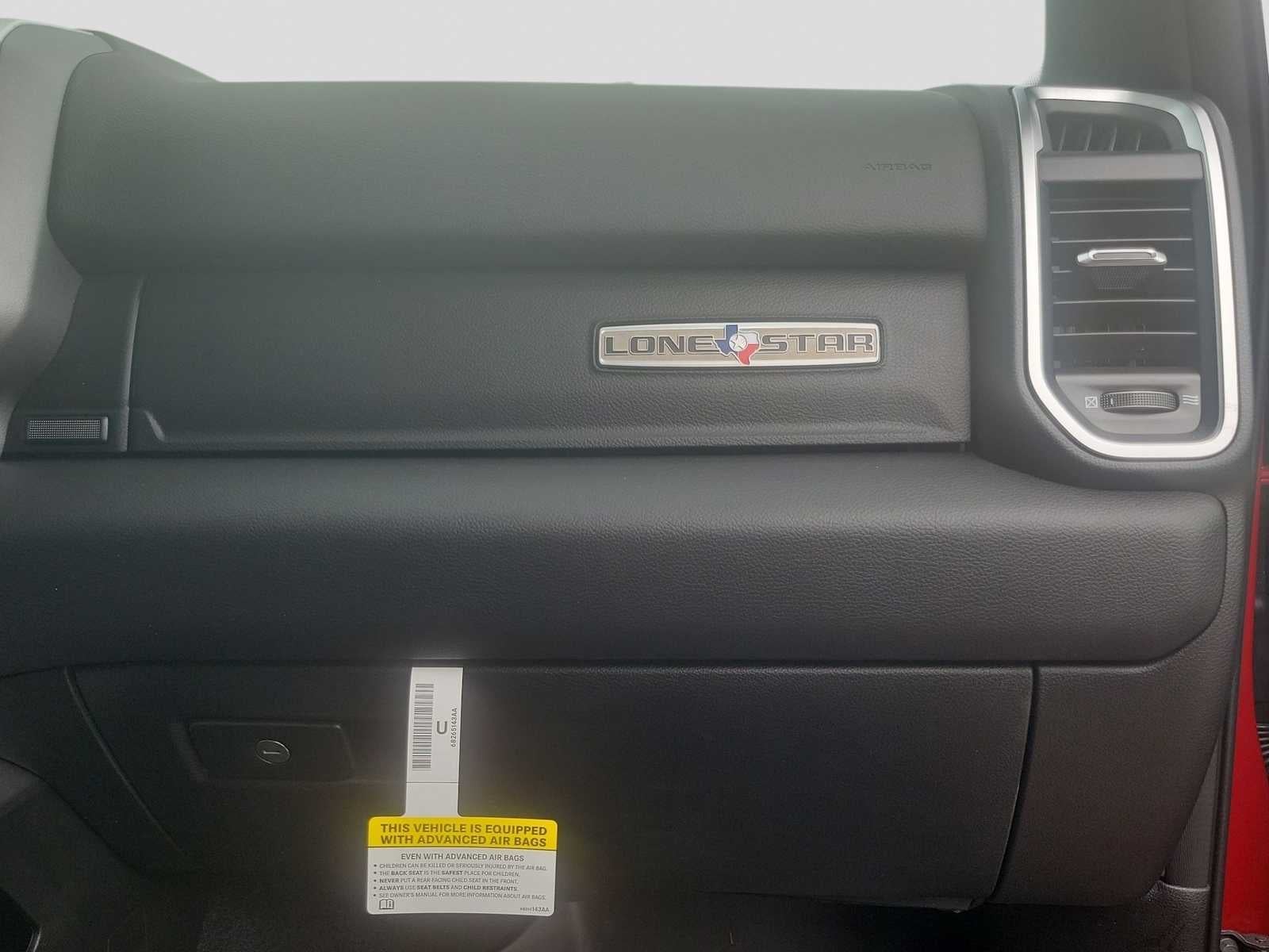 2026 RAM 1500 RAM 1500 LONE STAR CREW CAB 4X4 5'7' BOX