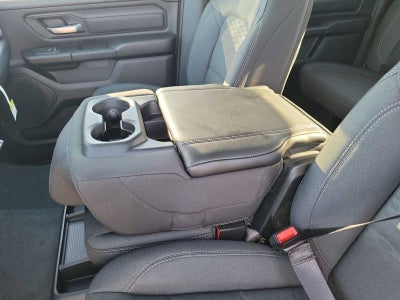 2026 RAM 1500 RAM 1500 EXPRESS CREW CAB 4X4 5'7' BOX