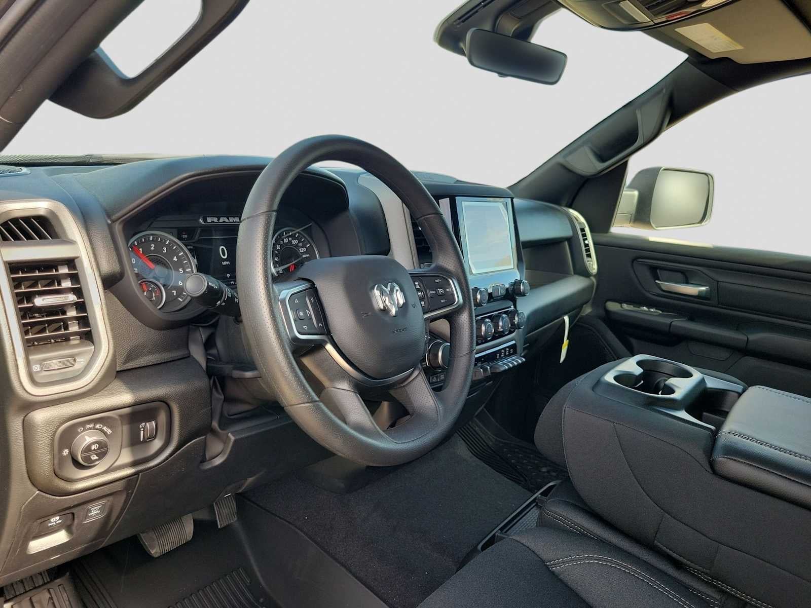 2026 RAM 1500 RAM 1500 WARLOCK CREW CAB 4X4 5'7' BOX